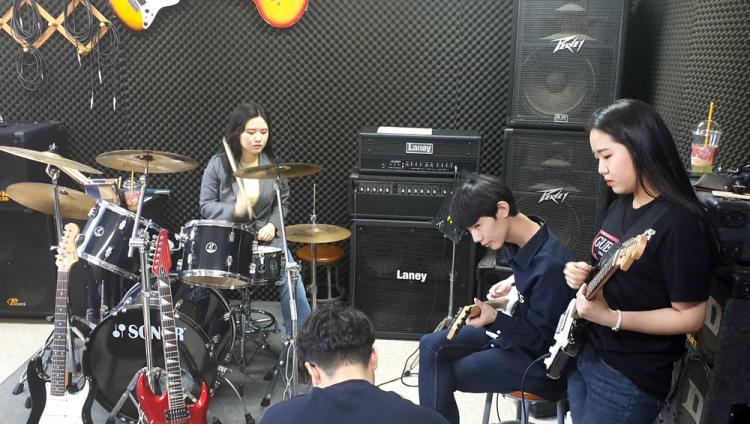 블랙베어 이미지